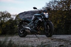 Фотообои Мотоцикл в горах Артикул nus_11562