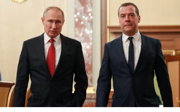 Путин и Медведев. Ядерный удар по Украине.