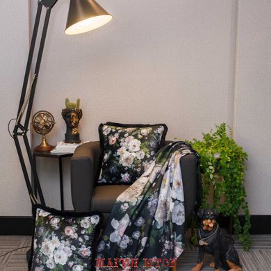 Порт'єрна тканина з яскравим квітковим принтом, Черный, 290 см, Блэкаут