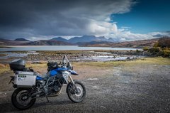 Фотообои Синий мотоцикл у гор Артикул nfi_02587