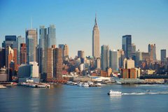 Фотообои Теплоход на фоне Нью Йорка Артикул 2057