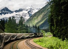 Фотообои Поезд в горах Артикул nfi_02430