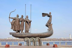 Фотообои Памятник основателям Киева Артикул 39835