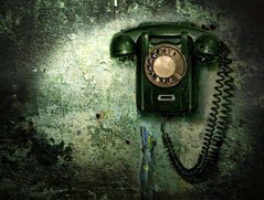 Фотообои Старый телефон на стене Артикул 0306
