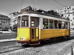 Фотообои Жёлтый трамвай Артикул 22243