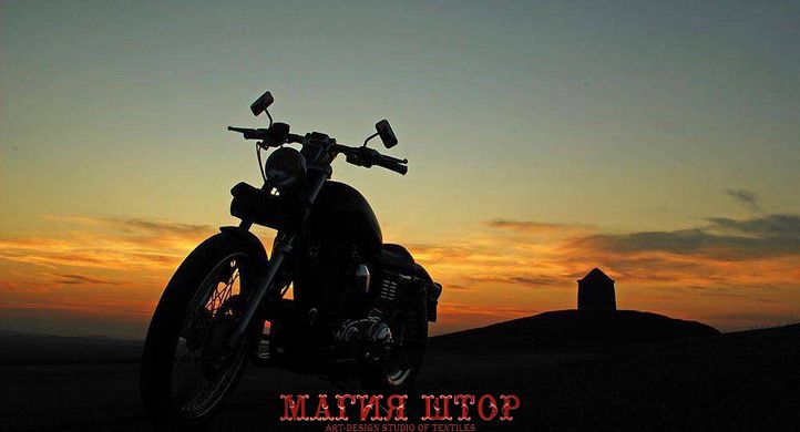 Фотообои Мотоцикл на закате Артикул 15884