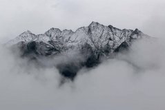 Фотообои Горы в тумане Артикул nus_22242