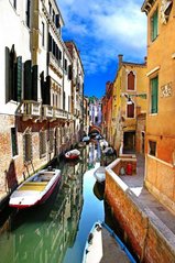 Фотообои Красивая улица в Венеции Артикул 5656