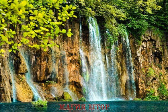 Фотообои Горный водопад и озеро Артикул 0339