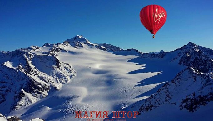Фотообои Воздушный шар над горами Артикул nfi_02057