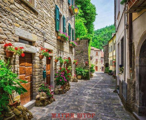 Фотообои Красивая улица в провинциальном городке Тосканы Артикул 18868